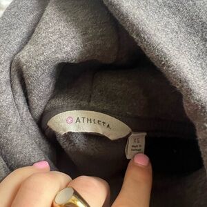 Athleta Grey turtleneck sweatshirt